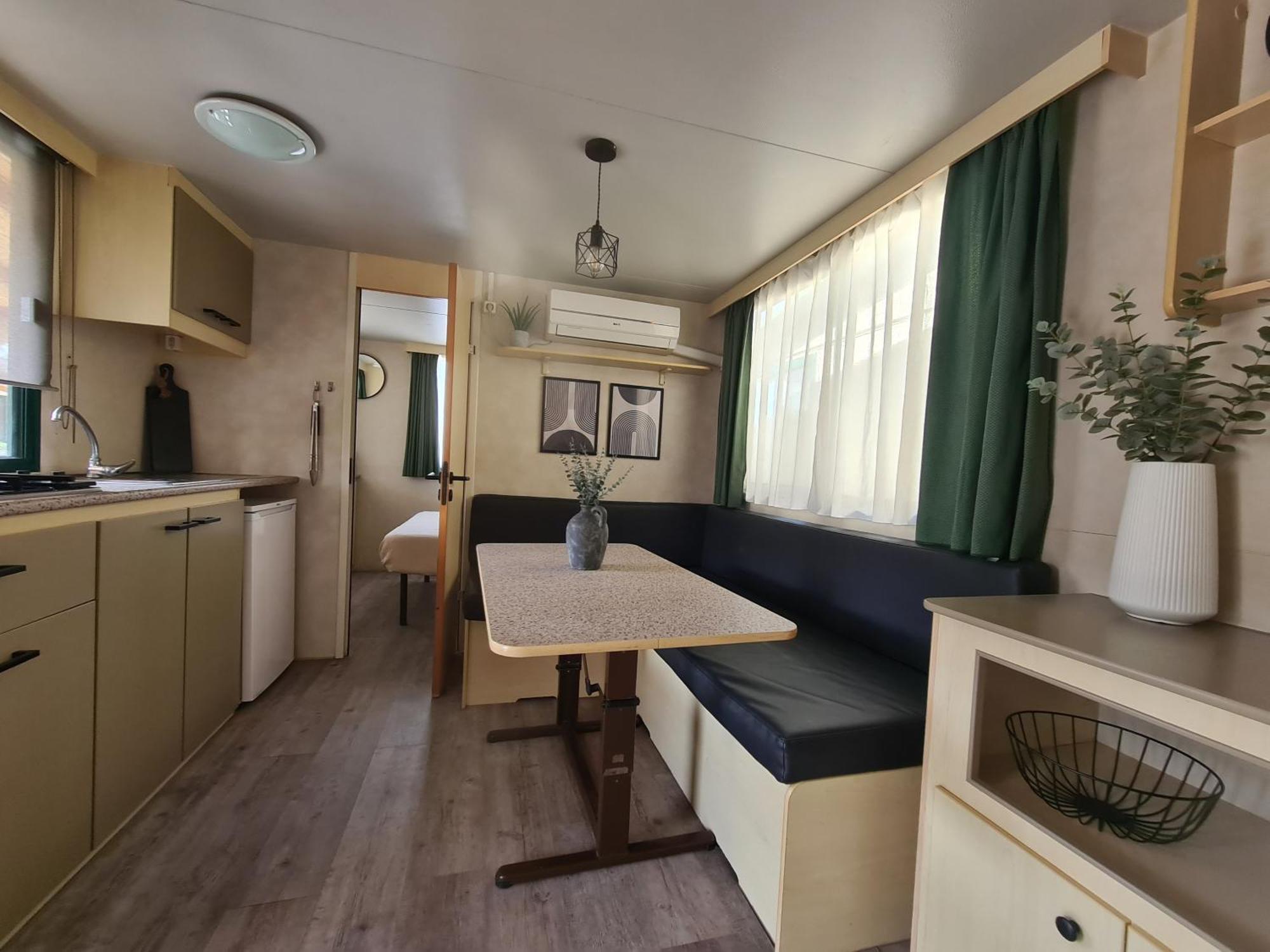 Comfortabele Familie Chalets Met Veranda Incl Airco Dichtbij Zee! Viareggio Luaran gambar